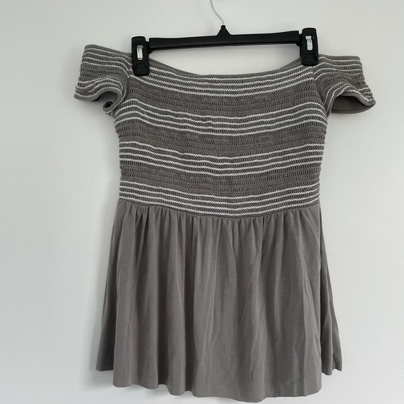 Bailey /44 Off the Shoulder Cinch Woman’s Top - Picture 3 of 5